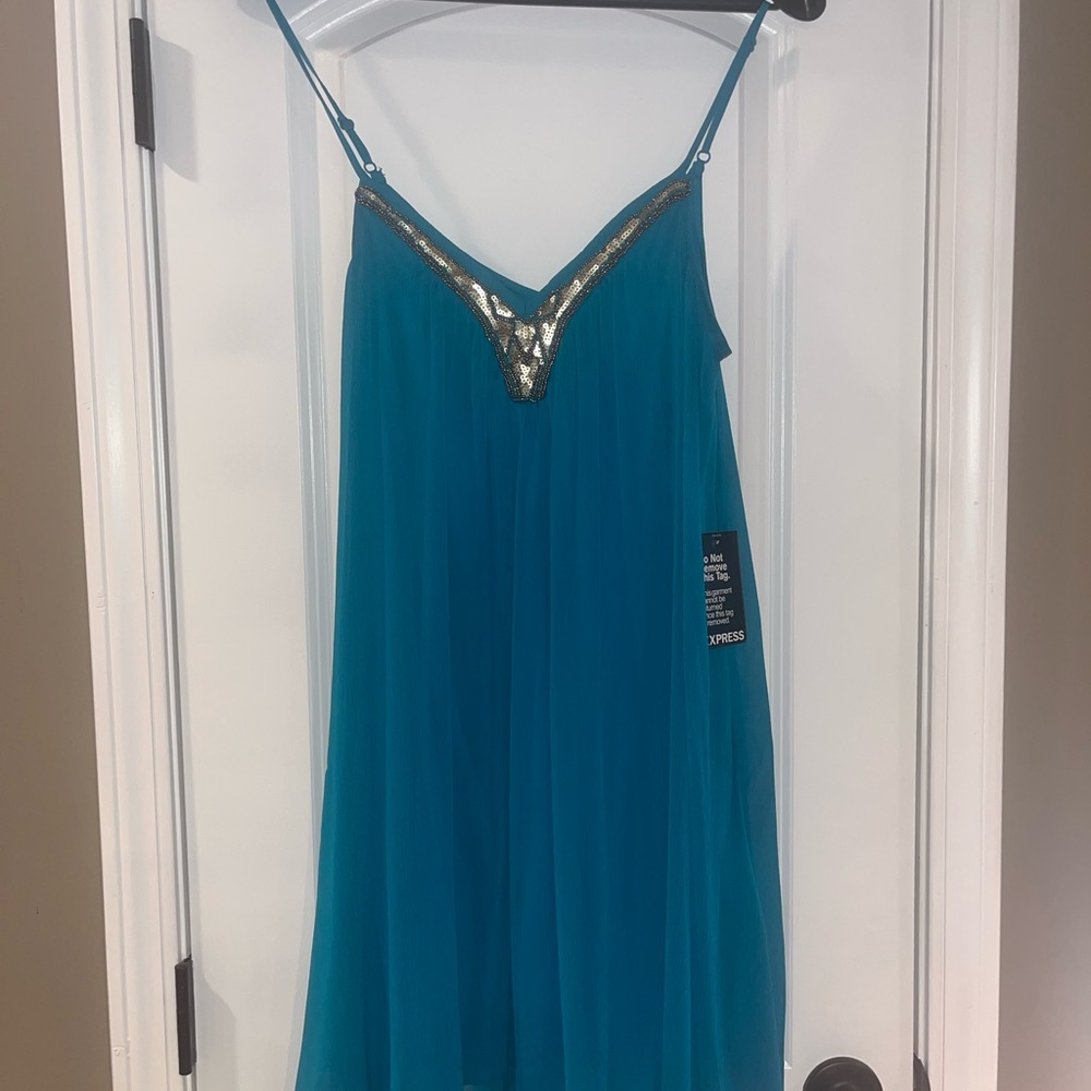 NWT Teal flowy a-line dress from Express, sz medium